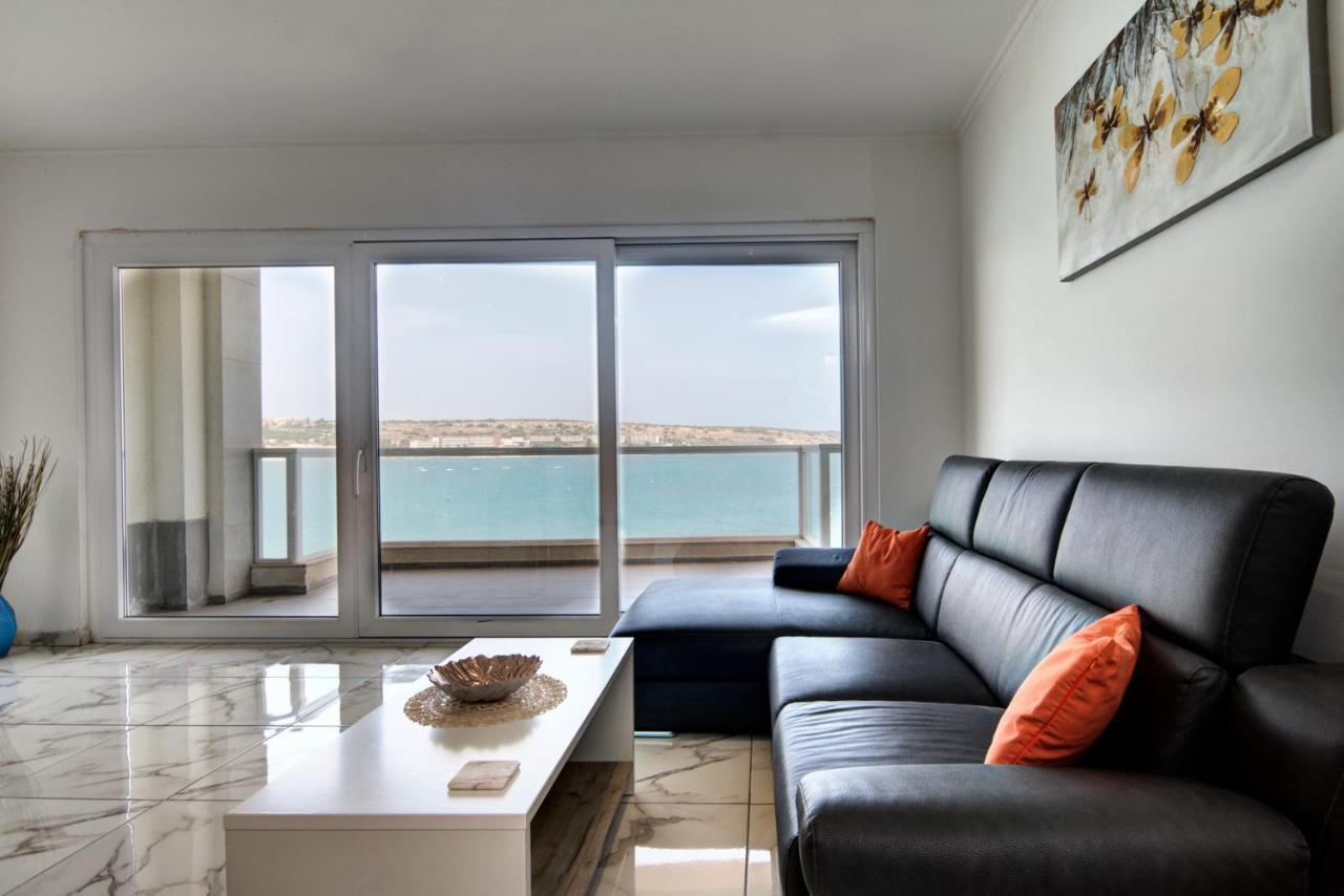 Beachfront Pretty Holiday Home Mellieħa Exterior foto