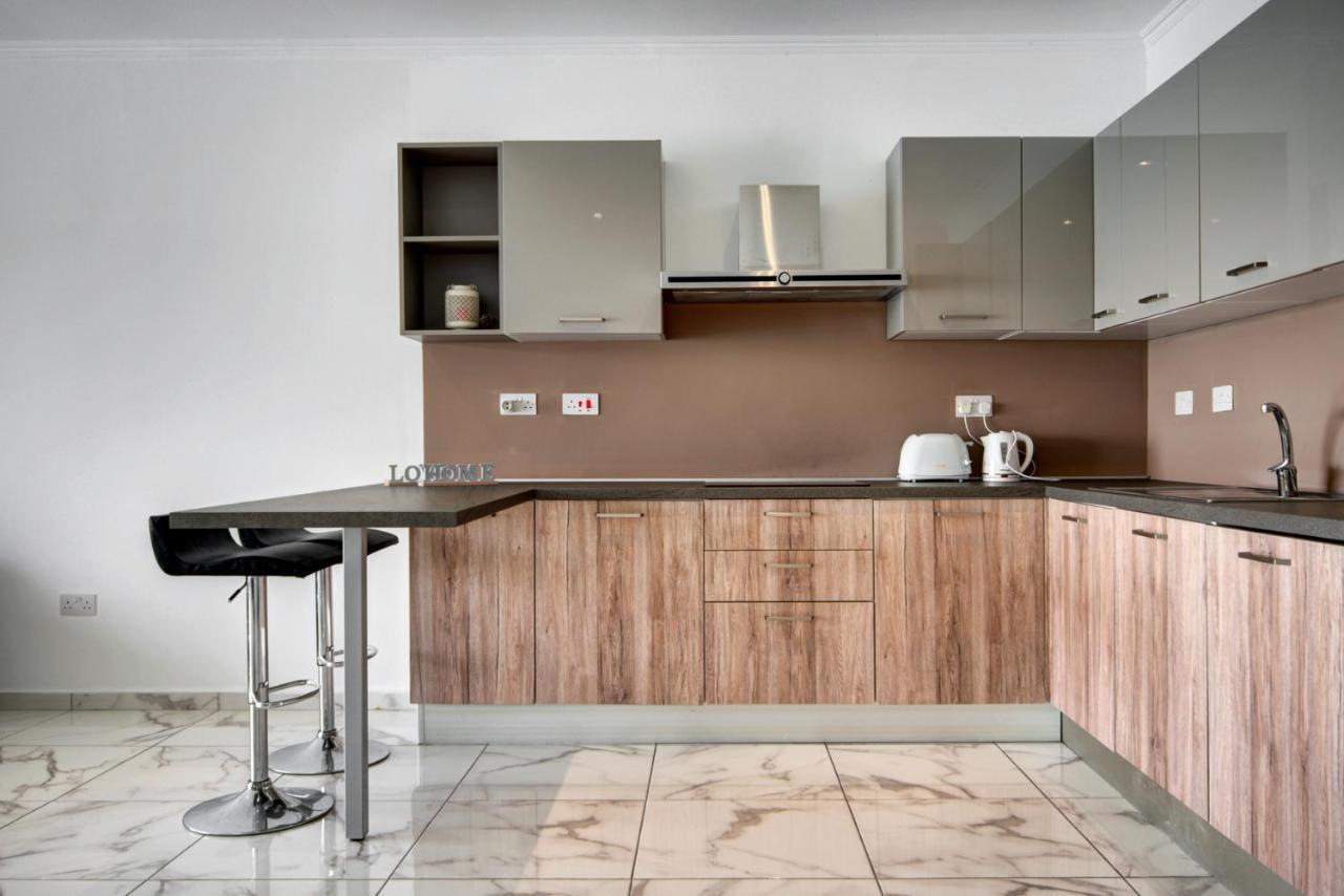 Beachfront Pretty Holiday Home Mellieħa Exterior foto