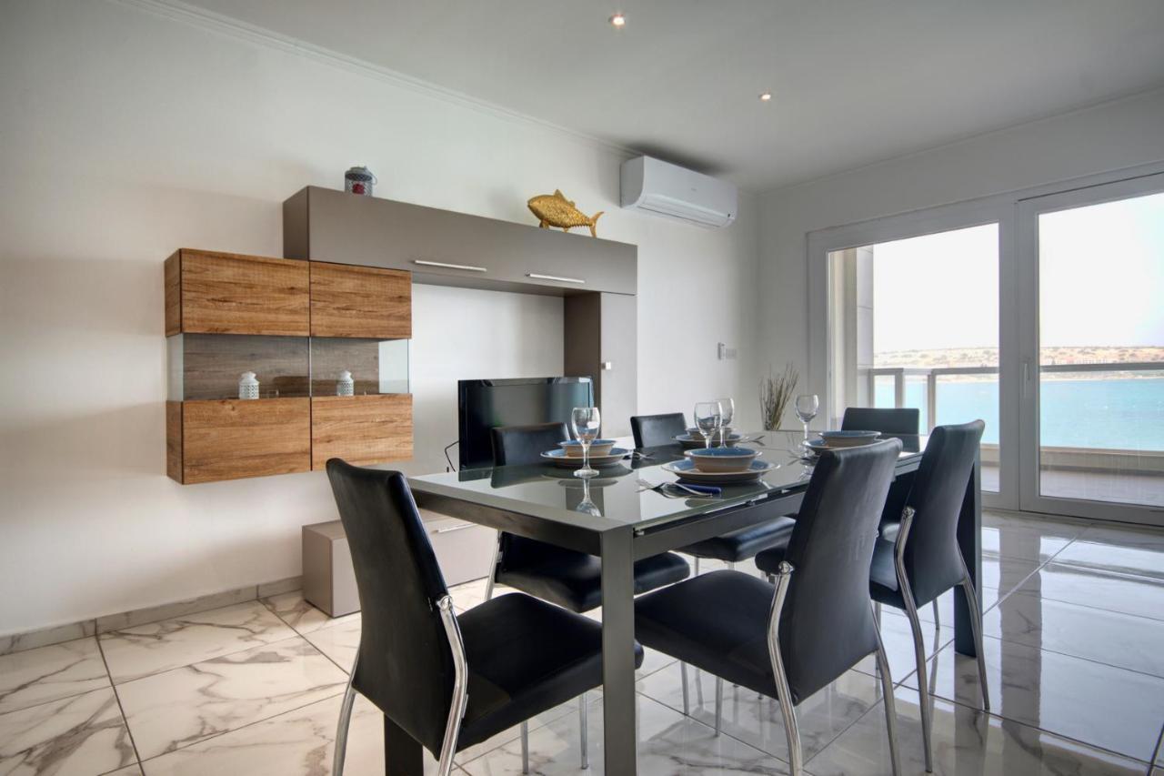 Beachfront Pretty Holiday Home Mellieħa Exterior foto